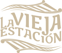 Mesa de trabajo 4la viaja estacion logo